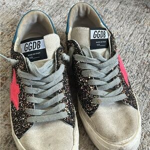 Golden Goose Sneakers size 9